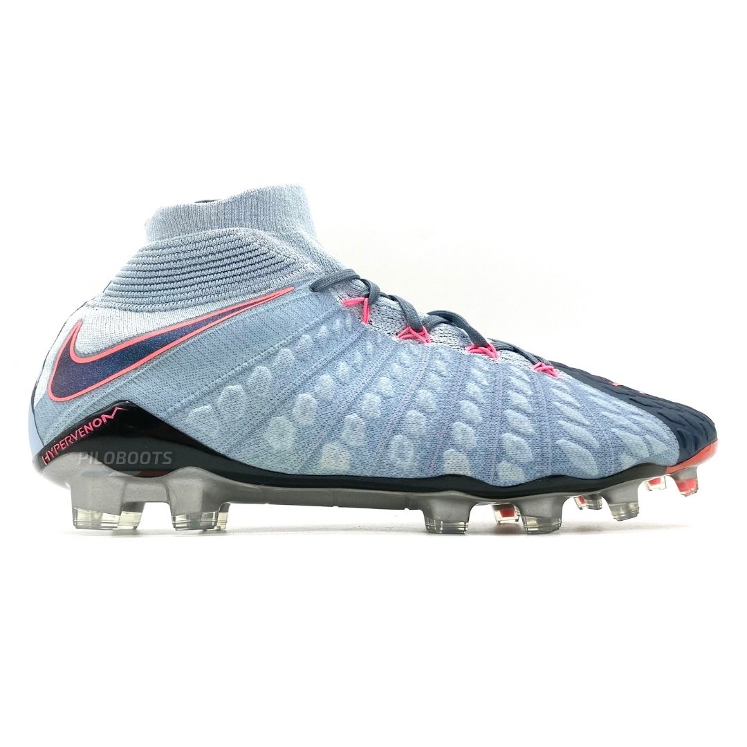 Nike soccer boots shops hypervenom