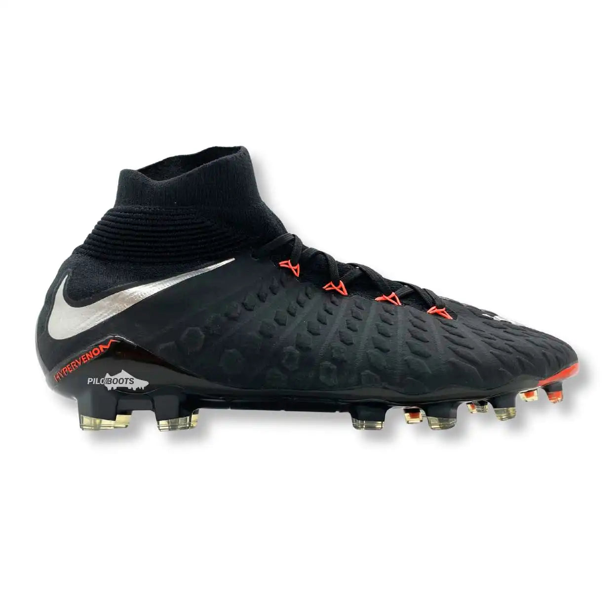 crampons football boots nike hypervenom phantom 3 strick night pack piloboots