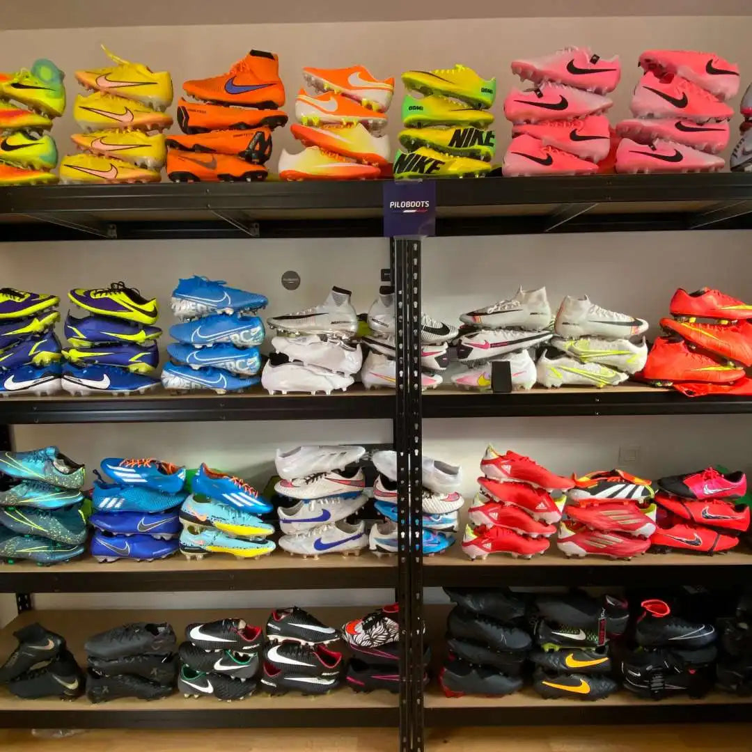 stock de crampons vintage rares et iconiques piloboots