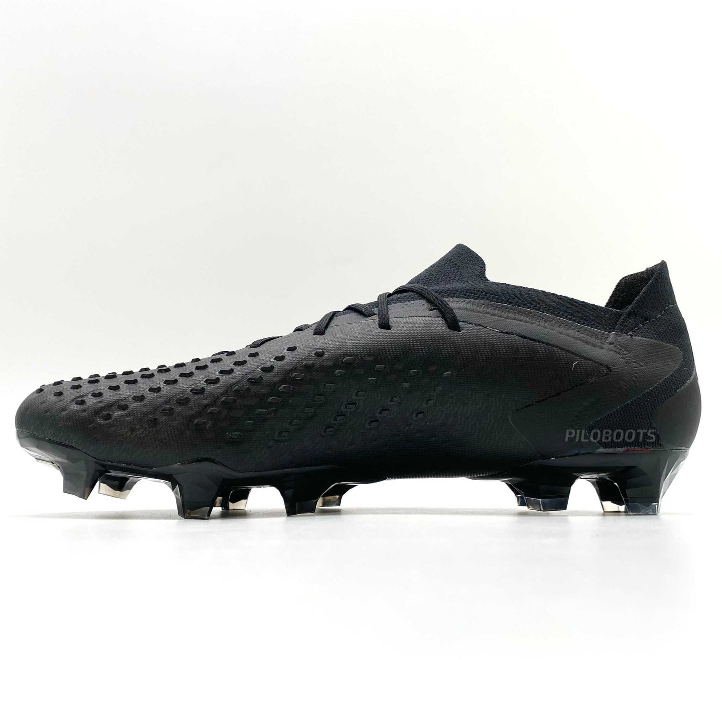 Adidas-PredatorAccuracy-Crampons-Chaussuresdefootball