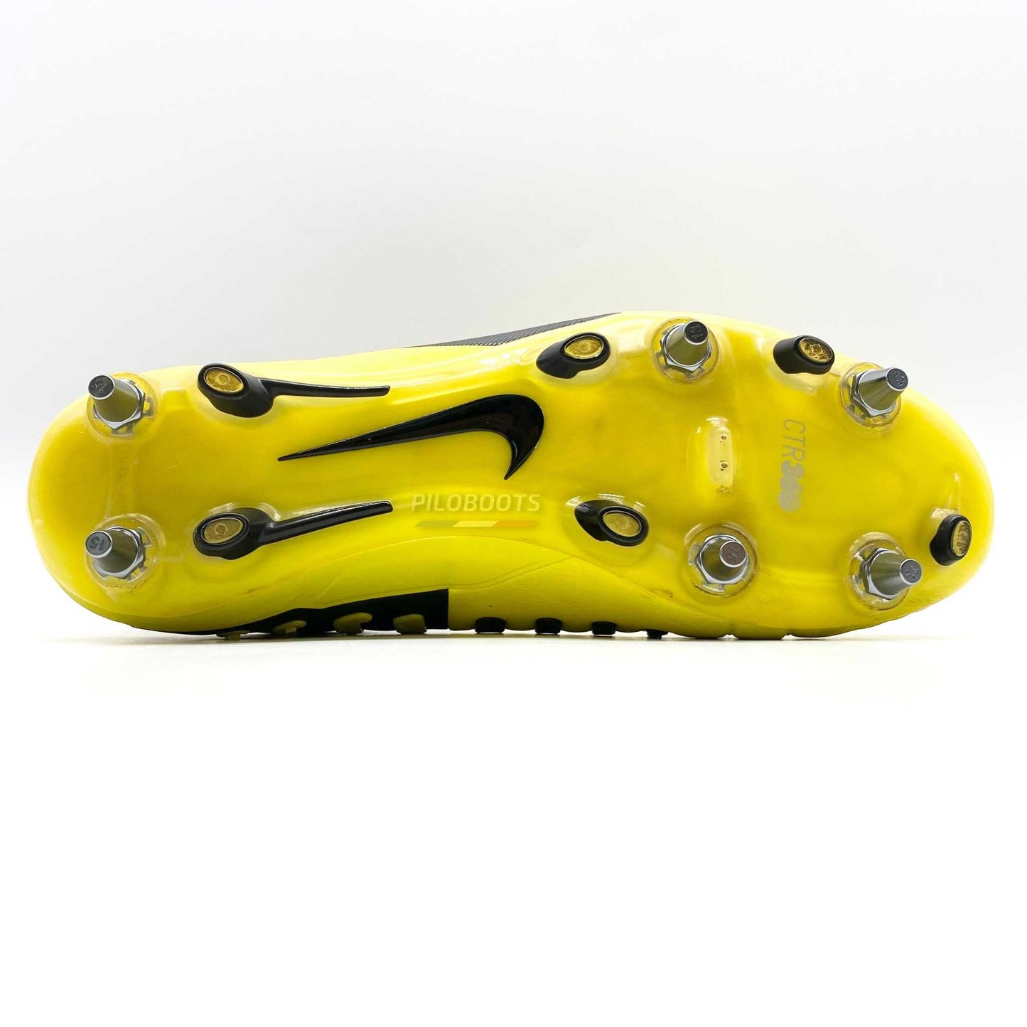 Nike-CTR360SG-PRO-Crampons-Chaussuresdefootball