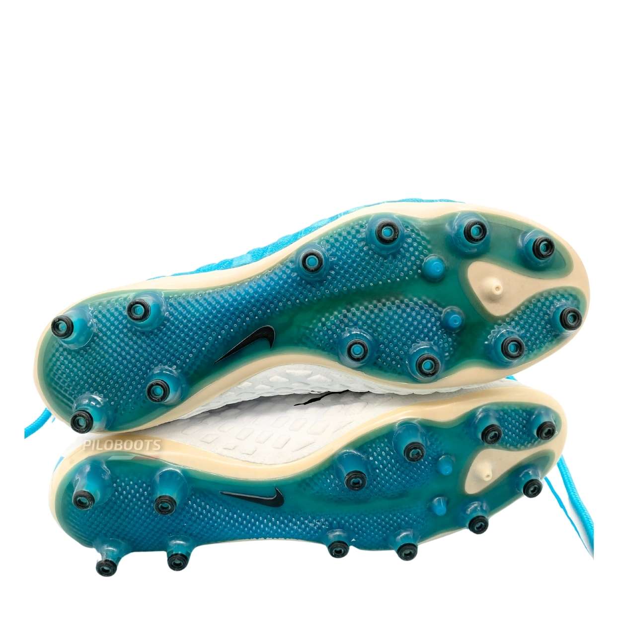 Nike Hypervenom Phantom 3 Elite AG-PRO Motion Blur Pack