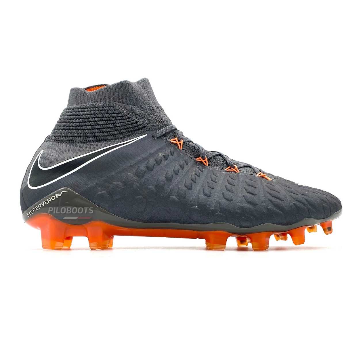 Chaussure de football vintage, collector et très rare  Nike Hypervenom Phantom 3