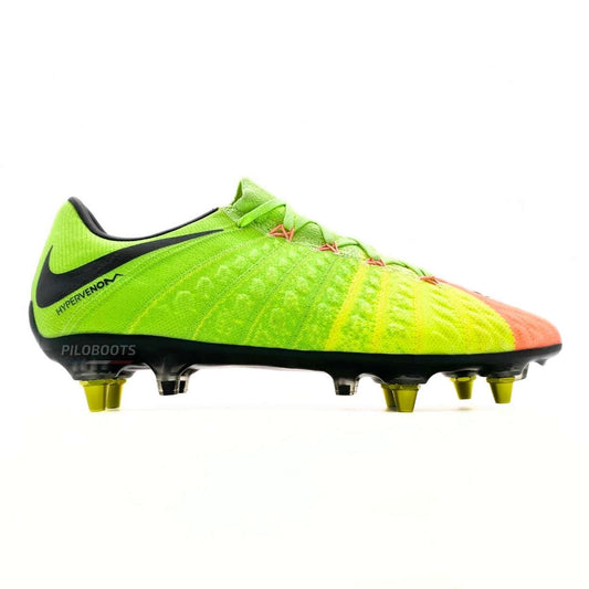 Nike Hypervenom Phantom 3 SG-PRO Anti Clog Radiation Flare Pack