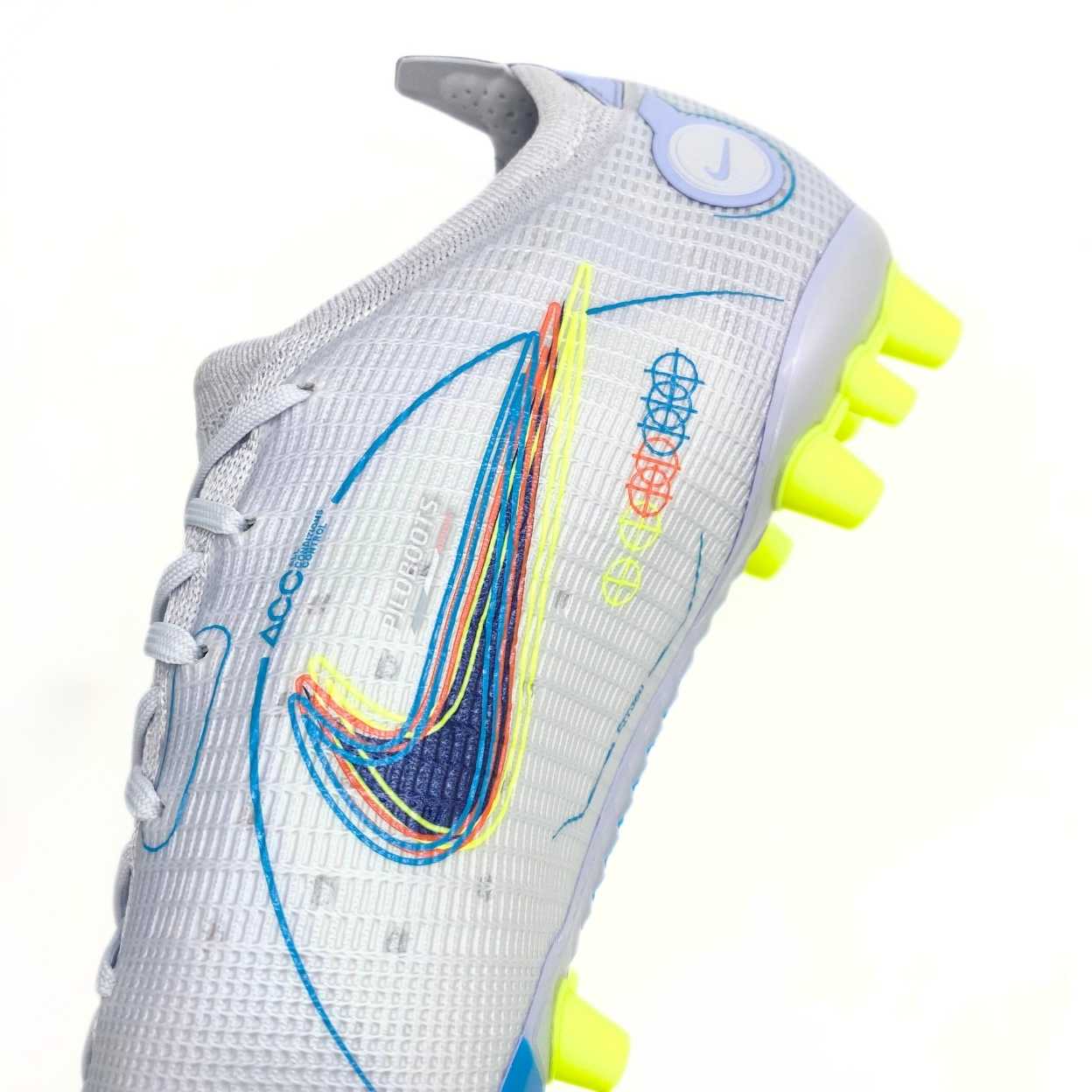 Chaussure de football rare Nike Mercurial Vapor 14 AG-PRO Progress Pack avec une vue des détails