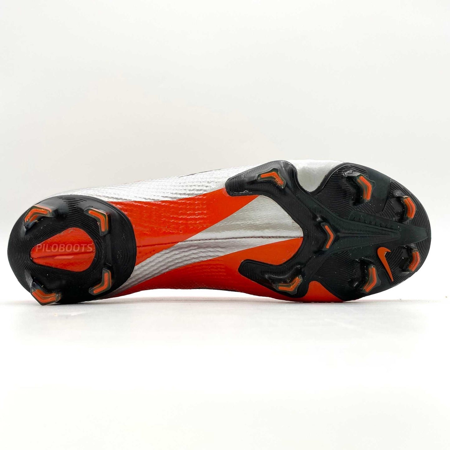 Nike-MercurialVapor13FG-Crampons-Chaussuresdefootball