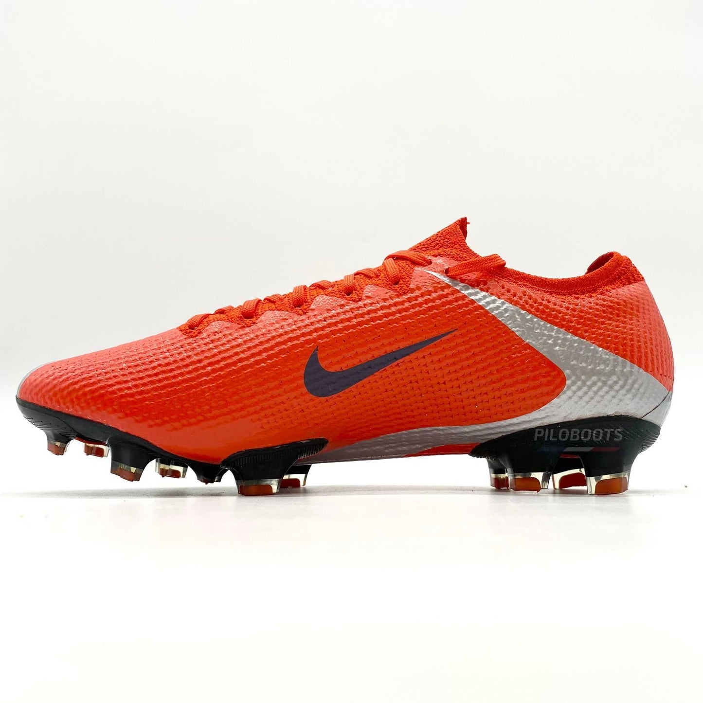 Nike-MercurialVapor13FG-Crampons-Chaussuresdefootball