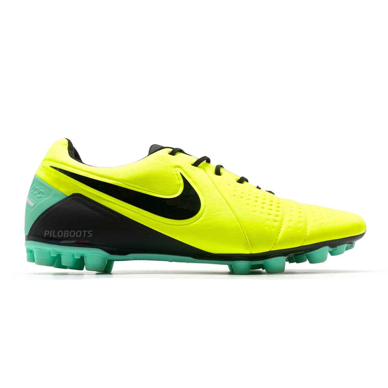 Nike CTR 360 AG-PRO