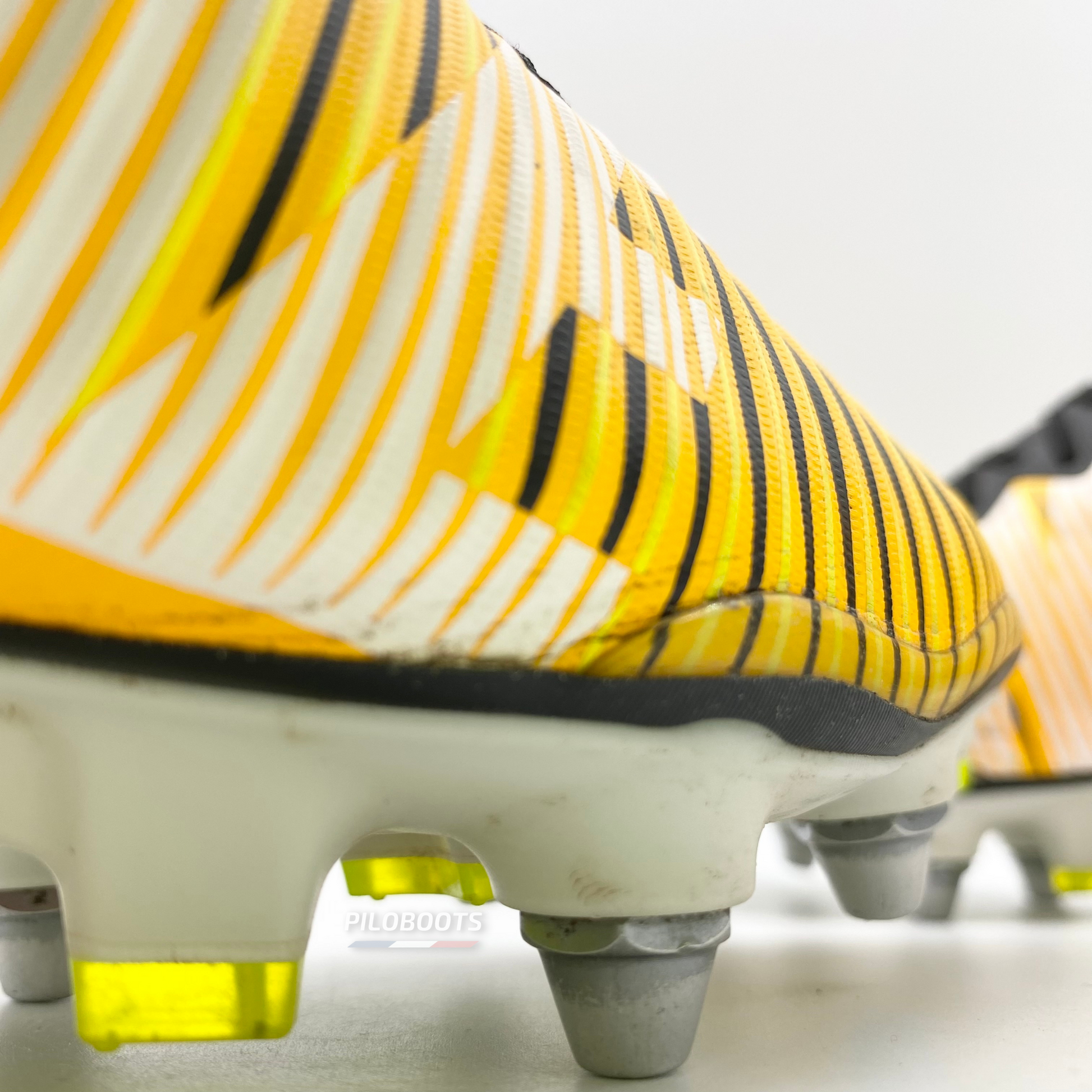 Mercurial 2025 vapor xı