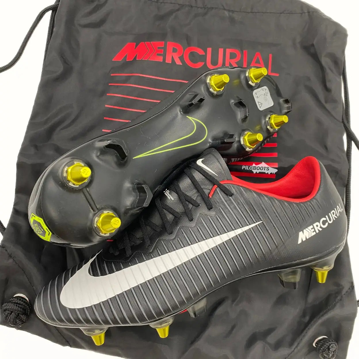 crampons football boots nike mercurial vapor 11 pitch dark pack