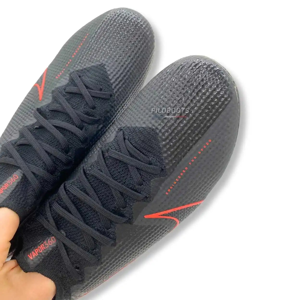 Chaussures de foot vintage Nike Mercurial Vapor 13 Piloboots, crampons iconiques et rares