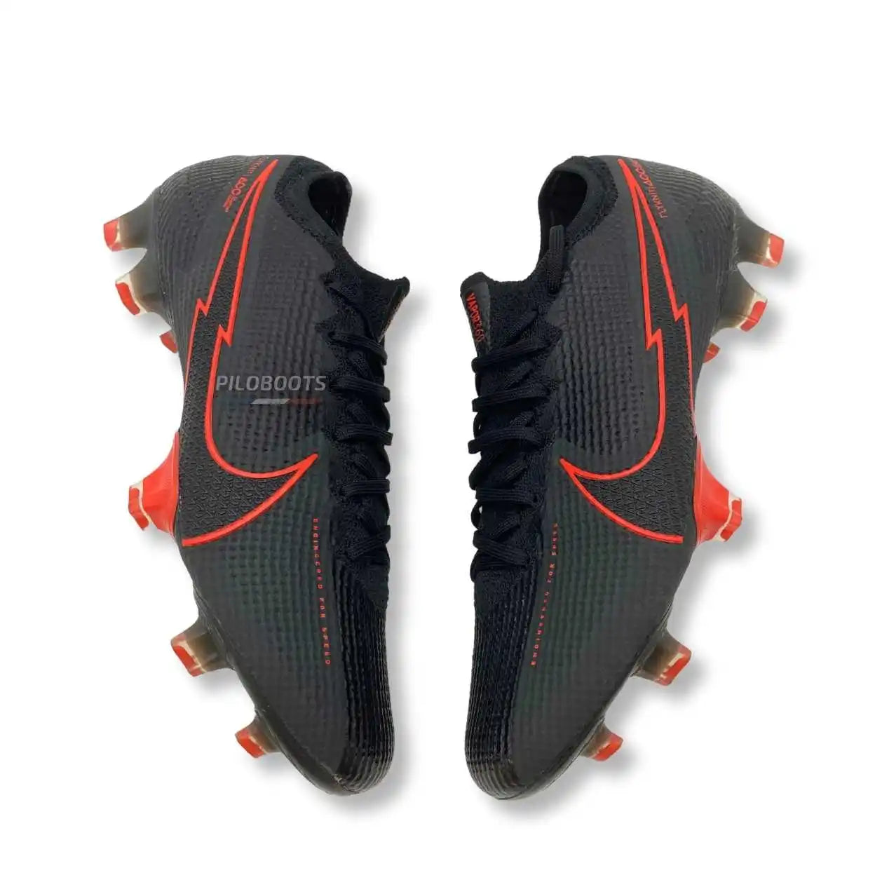 Chaussures de foot vintage Nike Mercurial Vapor 13 Piloboots, crampons iconiques et rares