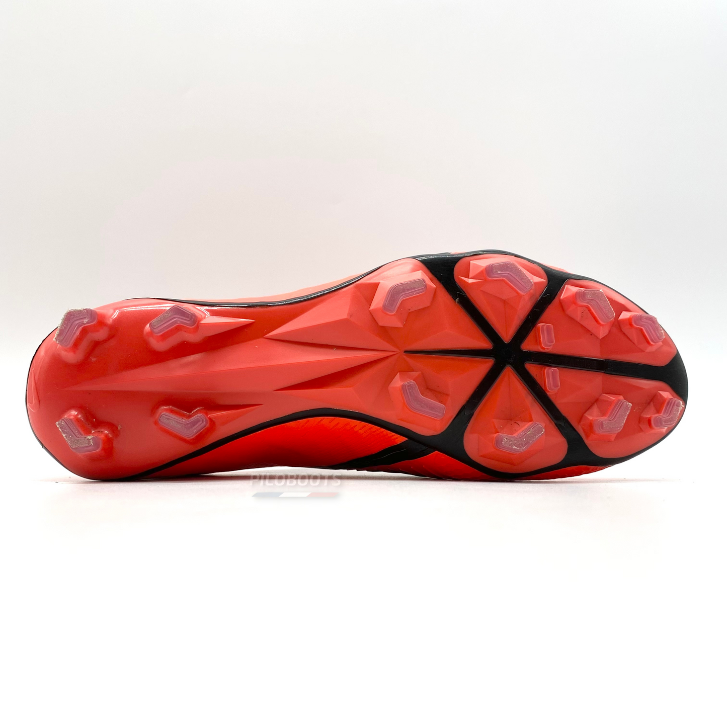 Crampon clearance nike venom